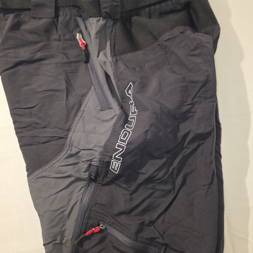 Endura Humvee Cycling Shorts W/ Clickfast Inner Liner Short,  Black/Red Sz L - Picture 6 of 9